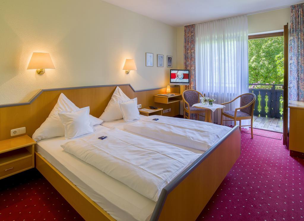 Gasthof & Landhotel Ohrnbachtal Weilbach Exteriör bild
